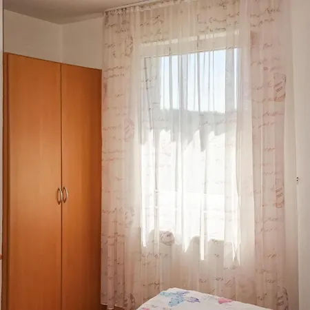Three-bedroom Holiday In Oberaula-olberode *