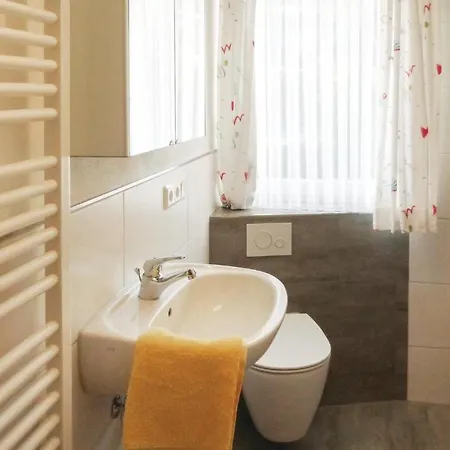 Three-bedroom Holiday In Oberaula-olberode *